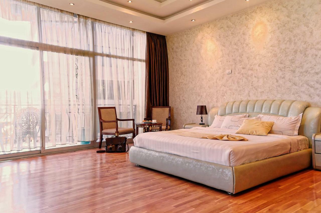 Impress Hotel Addis Abeba Exterior foto