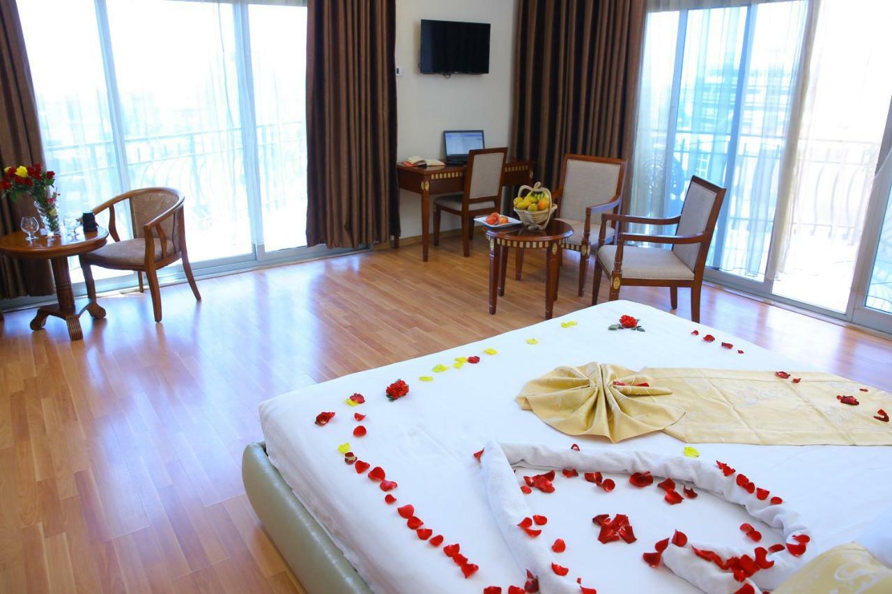 Impress Hotel Addis Abeba Exterior foto